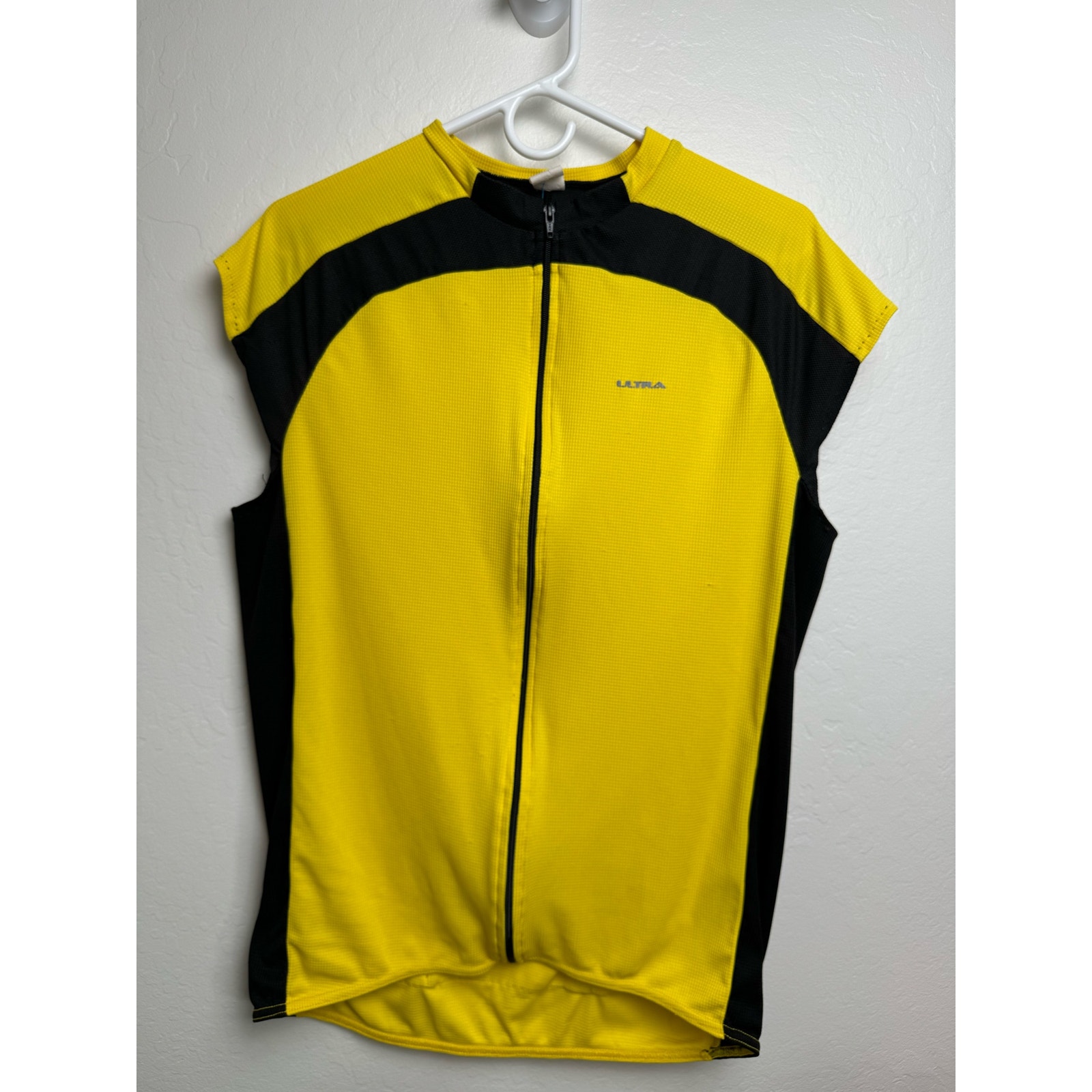 Ultra Yellow Men's Cycling Sleeveless Shirt With Pockets